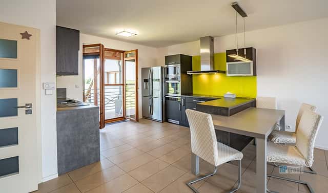 Prodej bytu 3+kk 300 m², Polní, Veleň – Mírovice, okres Praha-východ