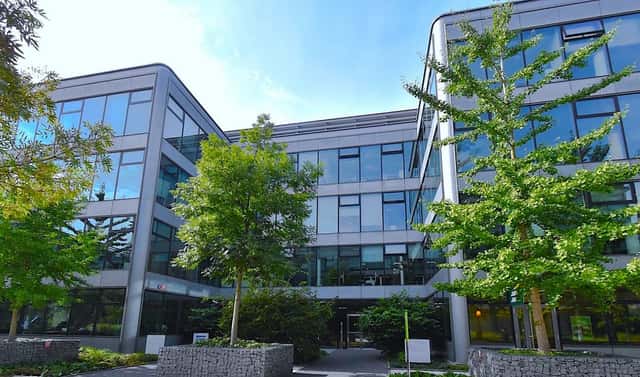 Pronájem kanceláře 937 m², Vestec, okres Praha-západ