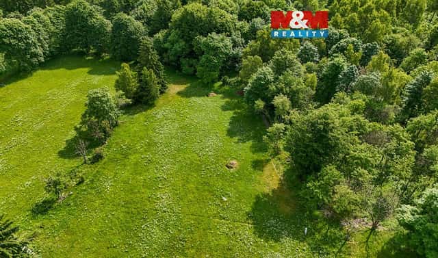 Prodej stavebního pozemku 2 450 m², Blatno, okres Chomutov