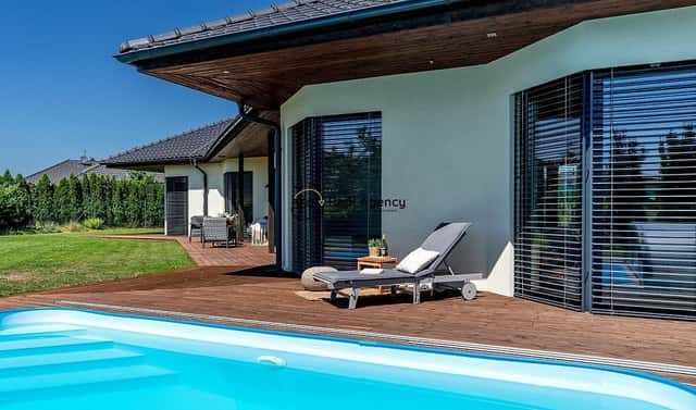 Prodej domu 214 m² s pozemkem 1 240 m², Trnová, okres Praha-západ