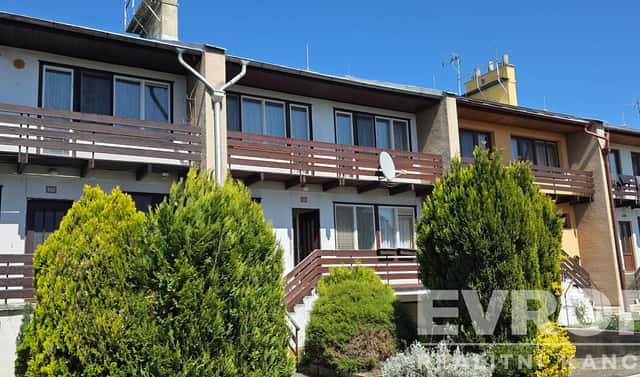Prodej domu 198 m² s pozemkem 275 m², Smetanova, Velký Osek, okres Kolín