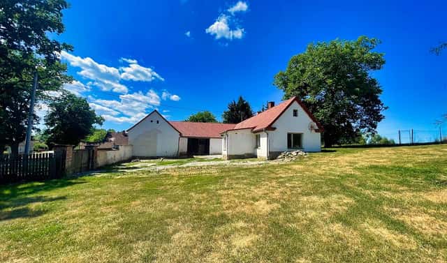 Prodej domu 100 m² s pozemkem 1 985 m², Králova Lhota – Laziště, okres Písek
