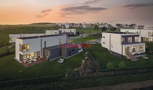 Prodej domu 171 m² s pozemkem 601 m², Kralupská, Statenice, okres Praha-západ