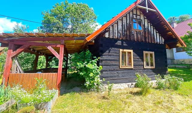 Prodej domu 90 m² s pozemkem 900 m², Valašská Senice, okres Vsetín