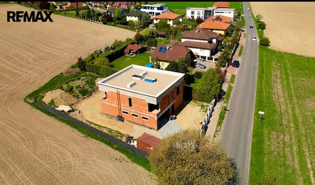 Prodej domu 334 m² s pozemkem 1 015 m², Kunratická, Průhonice – Rozkoš, okres Praha-západ
