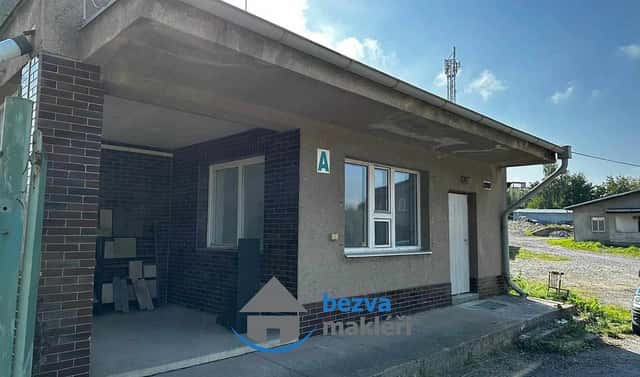 Pronájem skladovacích prostor 19 m², Zvěřinova, Skuteč, okres Chrudim