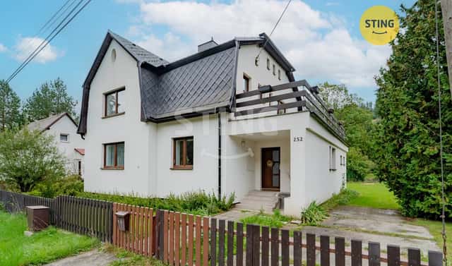 Prodej domu 249 m² s pozemkem 1 245 m², Holčovice – Spálené, okres Bruntál