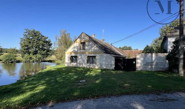 Prodej chaty/chalupy 460 m² s pozemkem 2 427 m², Lišov – Levín, okres České Budějovice