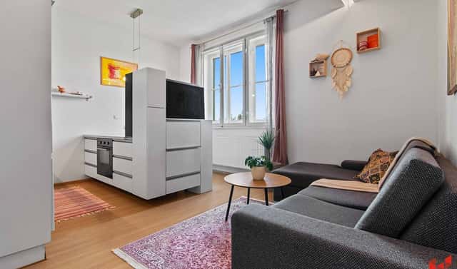 Prodej bytu 2+kk 43 m², Sportovní, Praha 10 – Vršovice