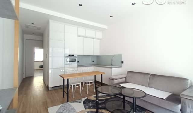 Pronájem bytu 2+kk 60 m², Rašínova, Zlín