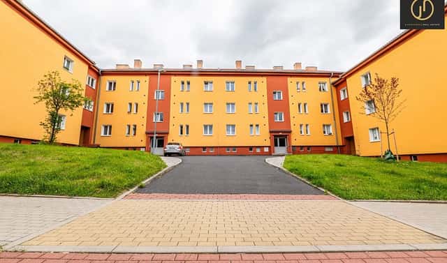 Prodej bytu 3+1 72 m², Borecká, Ostrov, okres Karlovy Vary
