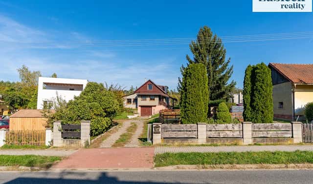 Prodej domu 120 m² s pozemkem 1 247 m², Zlín – Salaš