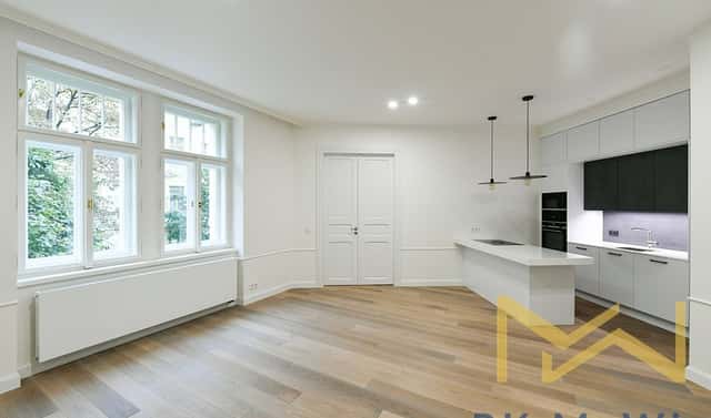 Pronájem bytu 4+kk 120 m², náměstí Jiřího z Poděbrad, Praha 3 – Vinohrady