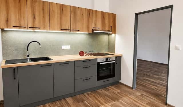 Pronájem bytu 1+kk 53 m², Pardubice