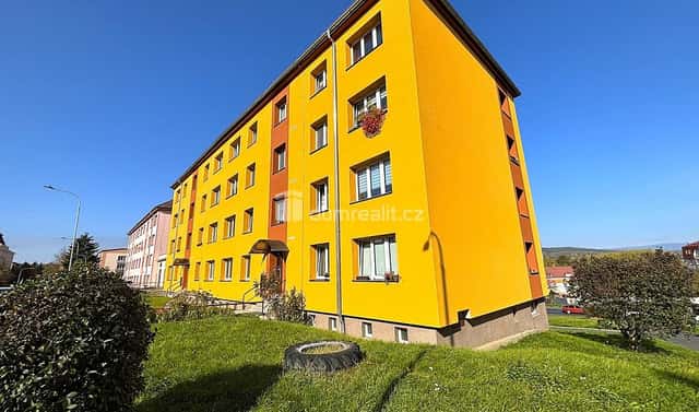 Prodej bytu 1+kk 26 m², Školní, Karlovy Vary – Stará Role