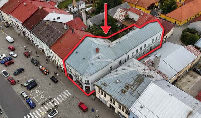 Prodej obchodních prostor 654 m², Husovo náměstí, Polná, okres Jihlava