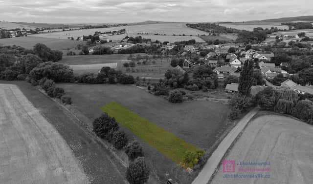 Prodej pole 553 m², Labuty, okres Hodonín