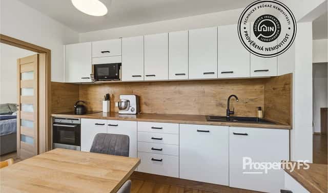 Prodej bytu 3+1 65 m², Dlouhá, Česká Lípa