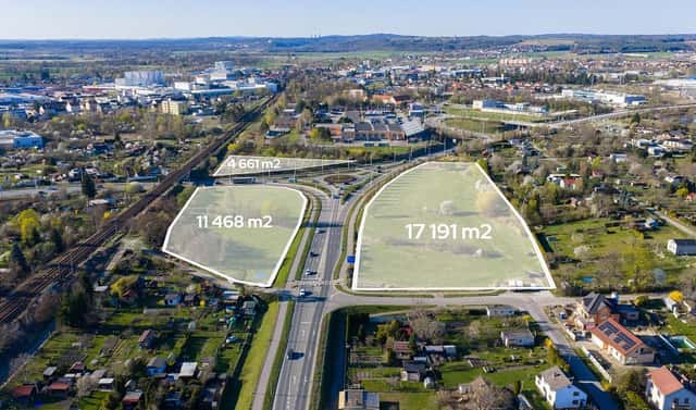 Prodej komerčního pozemku 33 320 m², České Budějovice – České Budějovice 4