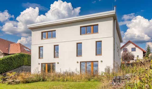 Prodej domu 393 m² s pozemkem 881 m², Nad Vinicemi, Benátky nad Jizerou – Benátky nad Jizerou I, okres Mladá Boleslav