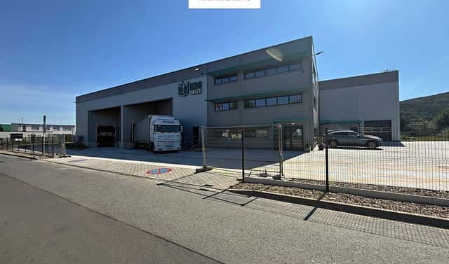 Pronájem skladovacích prostor 875 m², Pod Dálnicí, Králův Dvůr – Počaply, okres Beroun