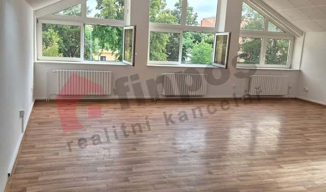 Pronájem obchodních prostor 100 m², Kamenice, okres Praha-východ