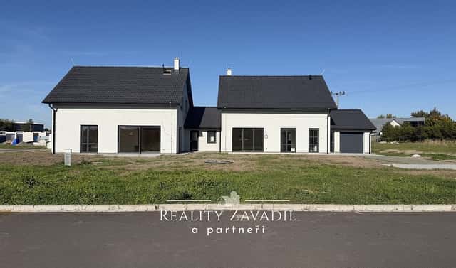 Prodej domu 127 m² s pozemkem 838 m², Živanice, okres Pardubice