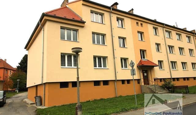 Prodej bytu 3+1 84 m², Na Blatech, Pacov, okres Pelhřimov