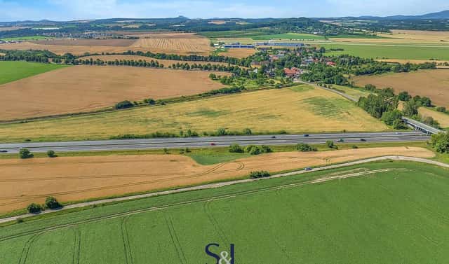 Prodej pole 7 185 m², Mnichovo Hradiště, okres Mladá Boleslav