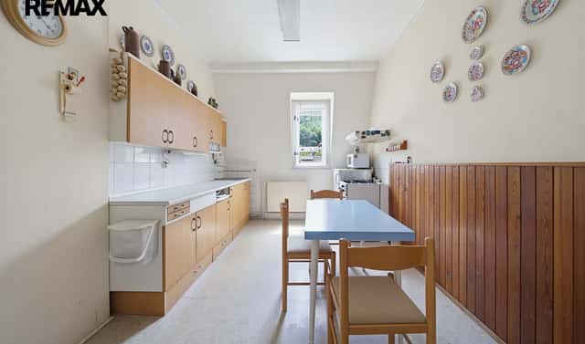 Prodej bytu 3+1 83 m², Krymská, Karlovy Vary