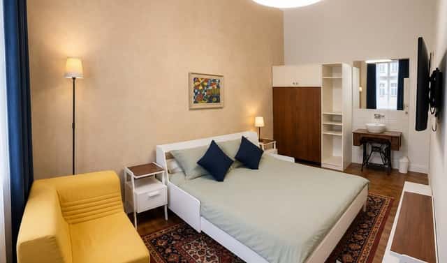 Pronájem bytu 1+1 33 m², Hálkova, Praha 2 – Nové Město