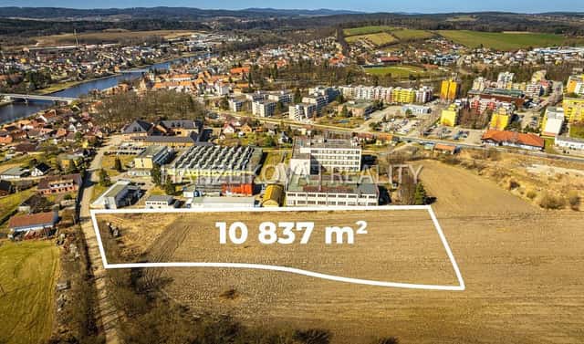 Prodej komerčního pozemku 25 243 m², Veselská, Týn nad Vltavou, okres České Budějovice