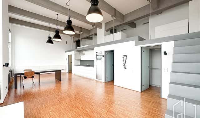 Pronájem bytu 2+kk 114 m², Křížová, Praha 5 – Smíchov