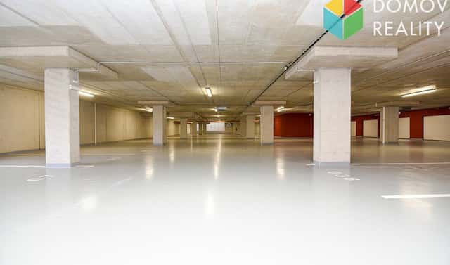 Parkovací místo ve společné garáži bytového domu, Beroun, Nepilova, Beroun – Beroun-Město