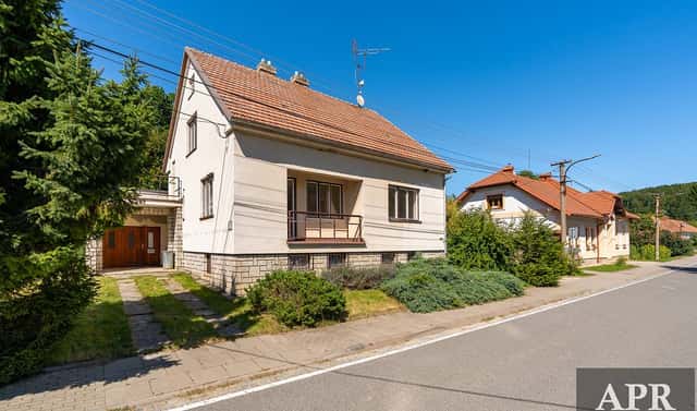Prodej domu 198 m² s pozemkem 719 m², Nová Lhota, okres Hodonín