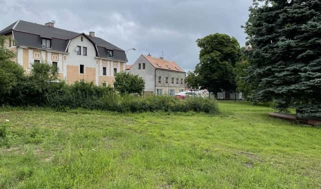 Prodej stavebního pozemku 1 000 m², Obránců míru, Osek, okres Teplice