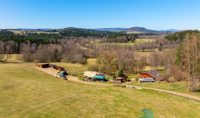 Prodej domu 130 m² s pozemkem 60 289 m², Benešov nad Černou – Kuří, okres Český Krumlov