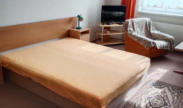 Pronájem bytu 1+kk 30 m², Budějovická, Praha 4
