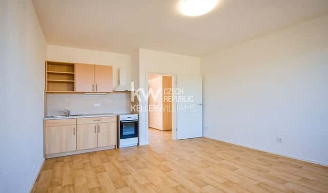 Pronájem bytu 1+kk 32 m², Týnská, Bernartice, okres Písek