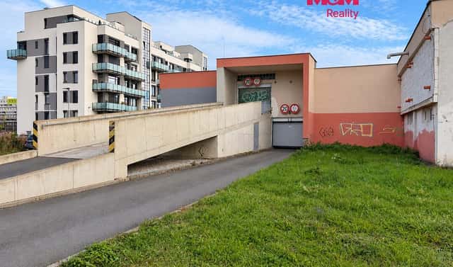 Pronájem garáže, 14 m2, Kladno, ul. Americká, Americká, Kladno – Kročehlavy