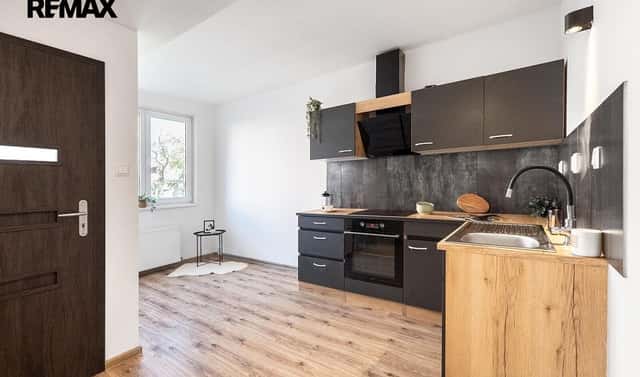 Prodej bytu 2+1 58 m², Průběžná, České Budějovice – České Budějovice 3