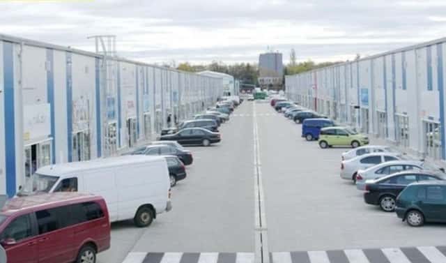Pronájem obchodních prostor 205 m², Tiskařská, Praha 10 – Malešice