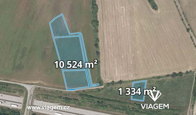 Prodej pole 2 964 m², Praha 4
