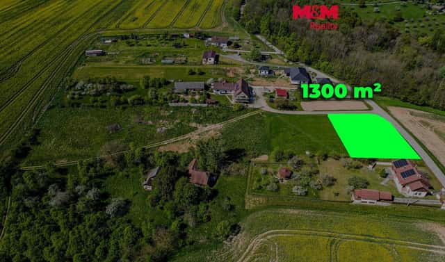 Prodej stavebního pozemku 1 300 m², Halenkovice, okres Zlín