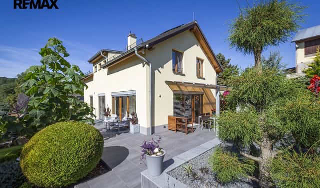 Prodej domu 215 m² s pozemkem 835 m², K Hubačovu, Mnichovice, okres Praha-východ