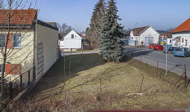 Prodej komerčního pozemku 253 m², Velké Přílepy, okres Praha-západ