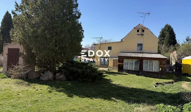 Prodej domu 200 m² s pozemkem 1 530 m², Kozly, okres Louny