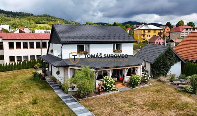 Prodej domu 160 m² s pozemkem 2 323 m², Střelná, okres Vsetín