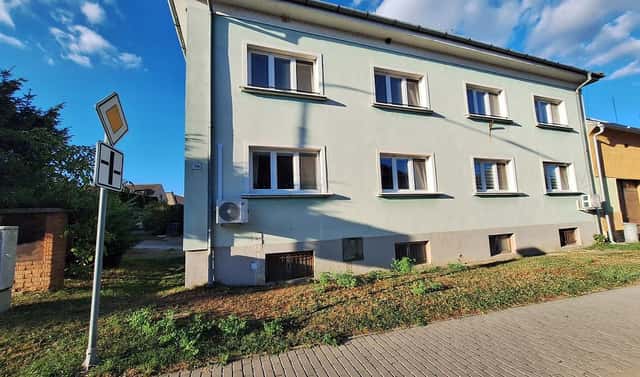Prodej bytu 2+1 57 m², Znojemská, Hrušovany nad Jevišovkou, okres Znojmo