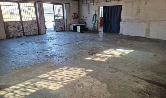 Pronájem výrobních prostor 230 m², Netovická, Slaný, okres Kladno